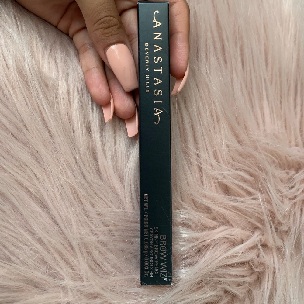 Anastasia Beverly Hills wizbrow medium brown